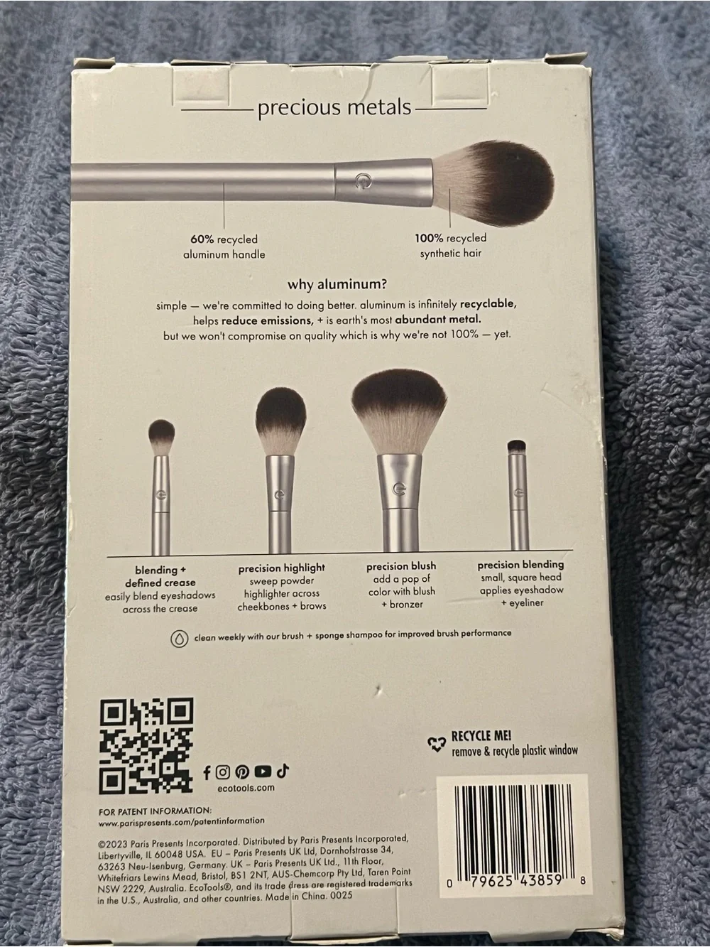 Bundle Of Ecotools Makeup Brushes.